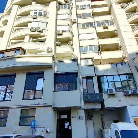 Appartement Holt - Jules Verne's Imaginarium Boekarest