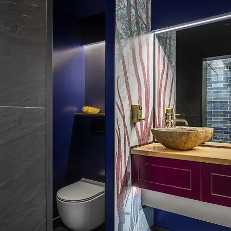 Appartement Holt - Jules Verne's Imaginarium Boekarest