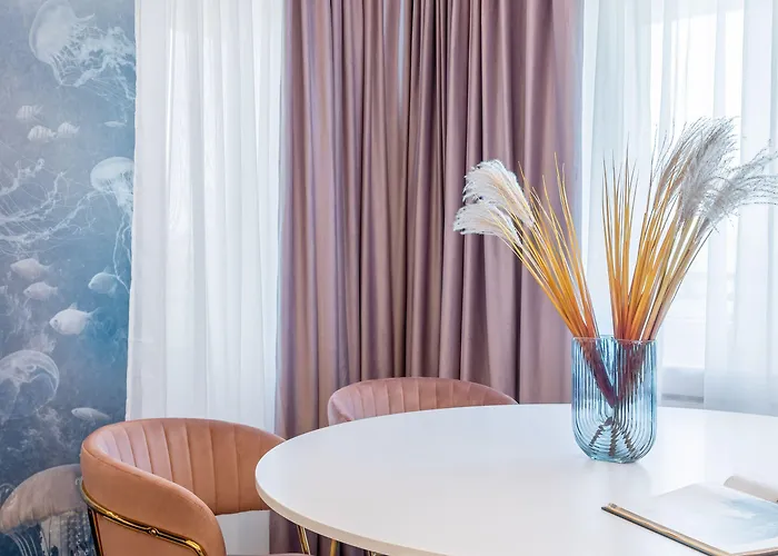 Holt - Jules Verne's Imaginarium Apartman