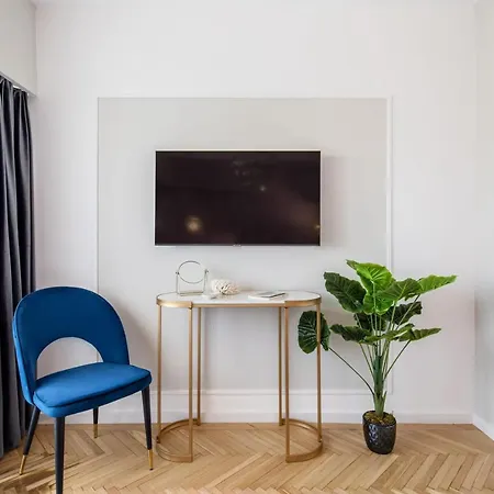 Apartamento Holt - Jules Verne's Imaginarium *