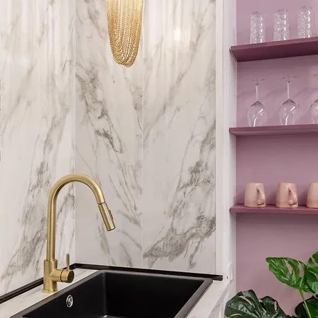 Holt - Jules Verne's Imaginarium