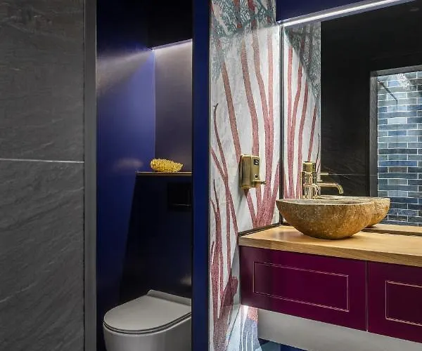 Holt - Jules Verne's Imaginarium アパート *